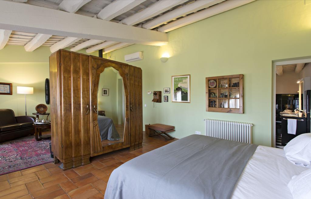 Encís d'Empordà -Adults Only- Casavells Quarto foto